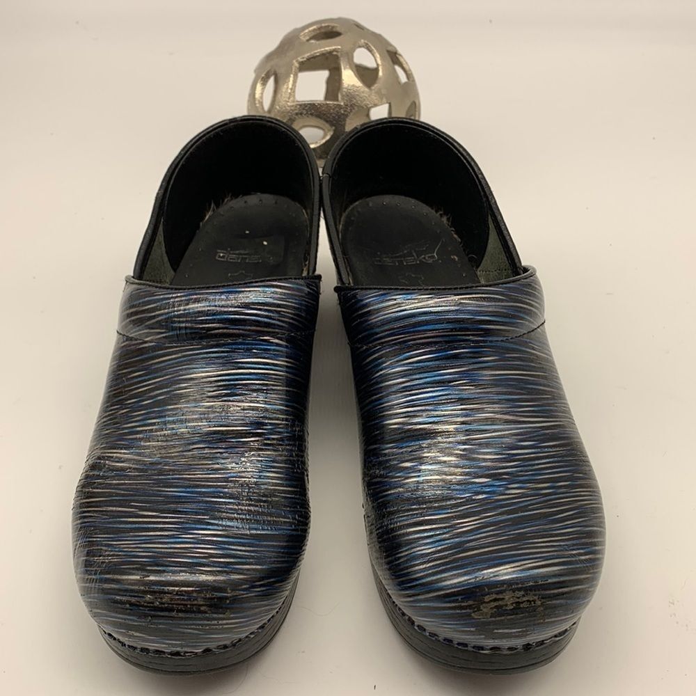 Dansko Striped Leather Clogs size 39 (US 6.5)